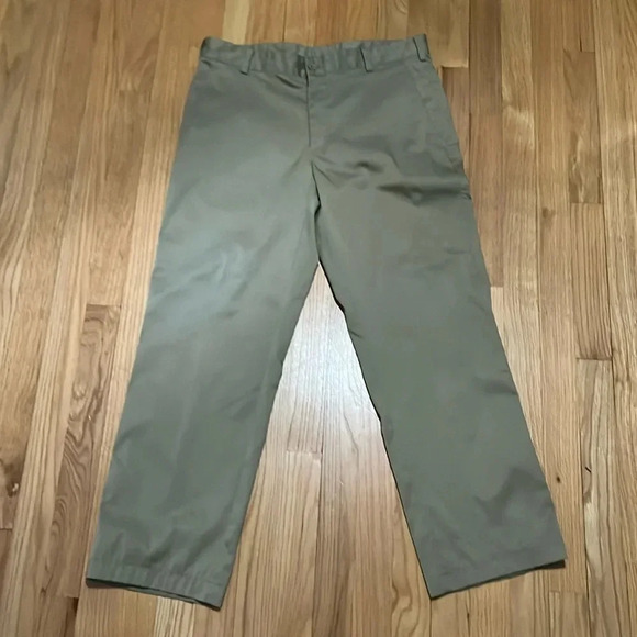 Nike | Dri Fit Golf tan polyester khaki chino/pants Men’s/Boys size 32 x 27.5” - Picture 1 of 9